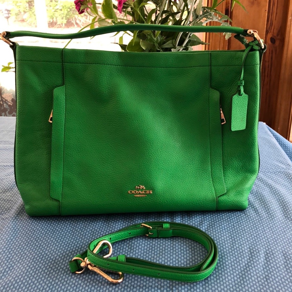 Coach PEBBLE LEATHER SCOUT HOBO GREEN BAG